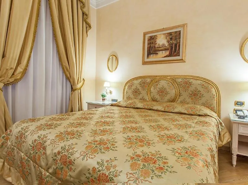 Daniel'S Hotel Roma 4*,